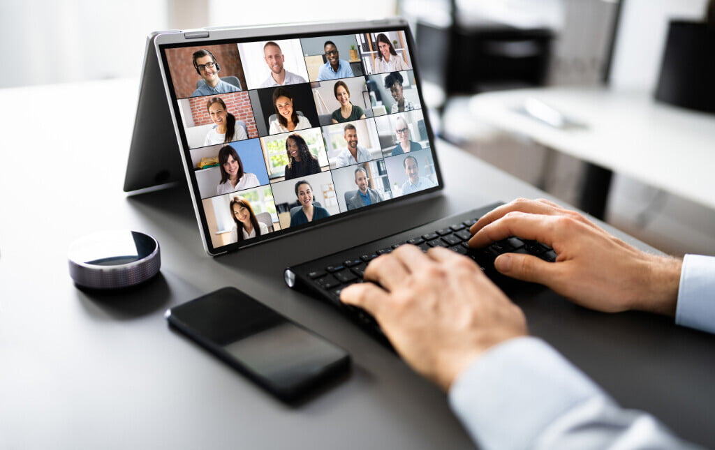 Remote employees in a meeting from different countries 